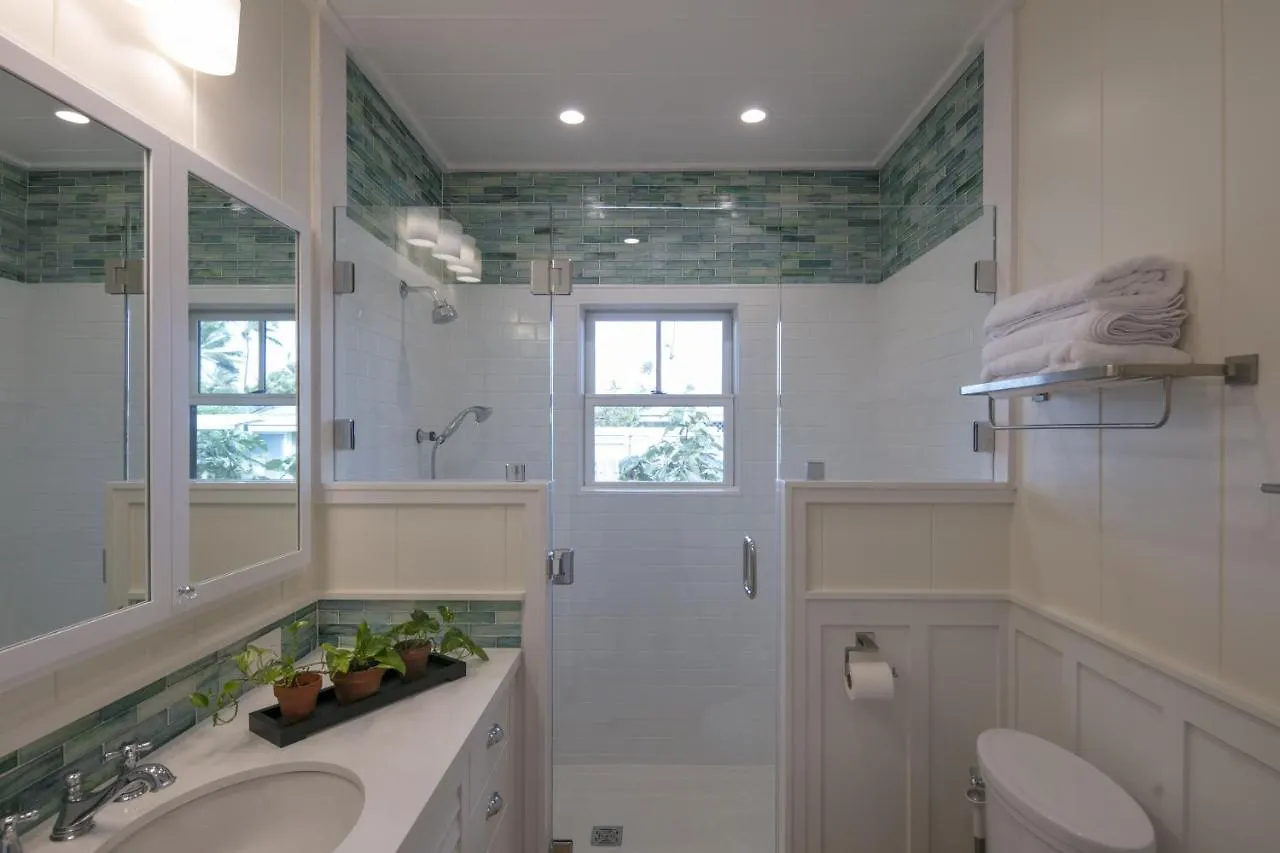 Gorgeous Renovated 1937 Plantation Style Beach House 50 Steps To The Center Of The Beach Home Kailua Nyaraló