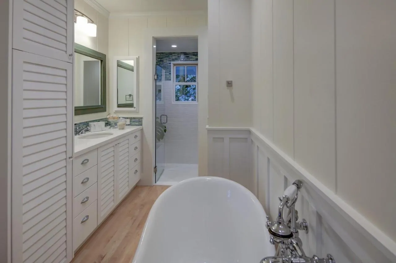 Gorgeous Renovated 1937 Plantation Style Beach House 50 Steps To The Center Of The Beach Home Kailua 0*,  Amerikai Egyesült Államok