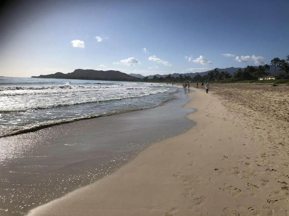Gorgeous Renovated 1937 Plantation Style Beach House 50 Steps To The Center Of The Beach Home Kailua Nyaraló
